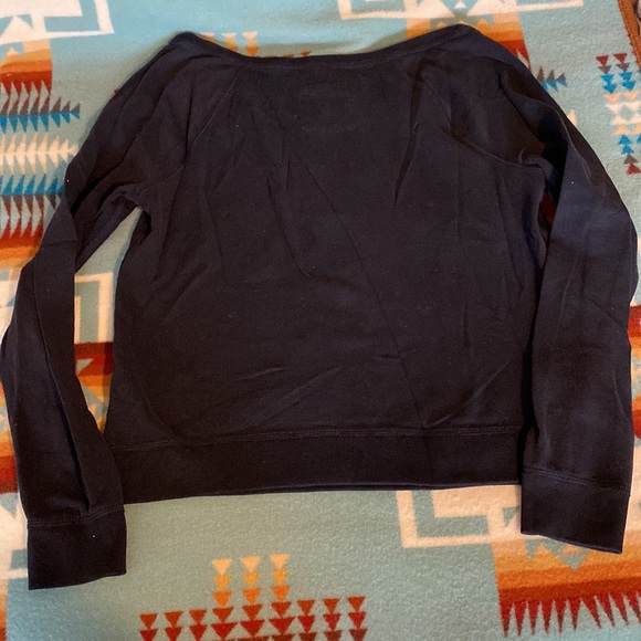 NWOT Hollister Dark Blue Sweatshirt “Surf On” - Picture 3 of 3